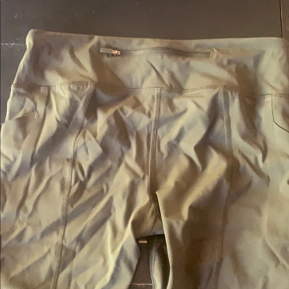 Lululemon Pace Rival Crop BNWT - Picture 3 of 4